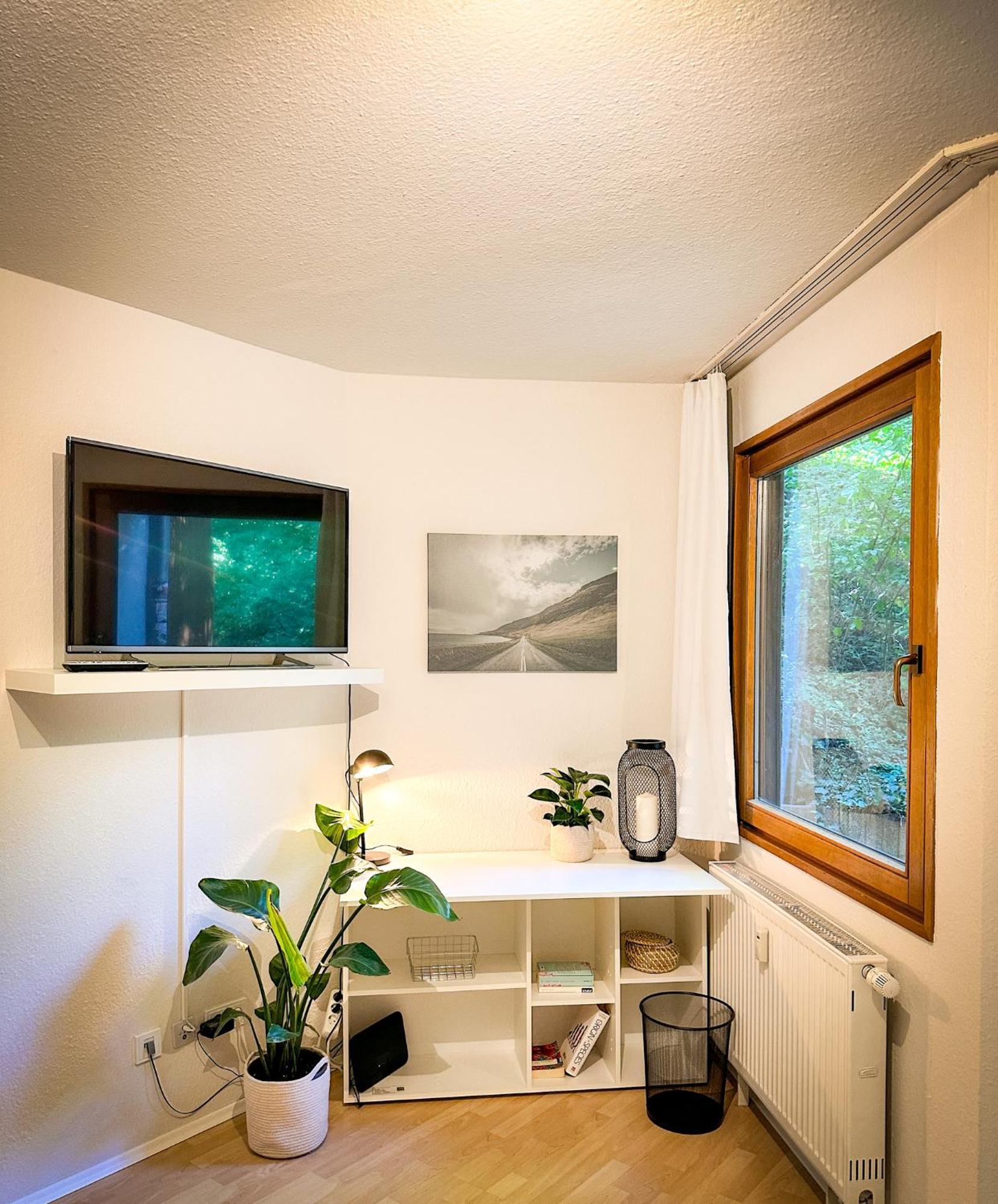 Schoenes Apartment Mit Terrasse เวิร์ซบวร์ก ภายนอก รูปภาพ